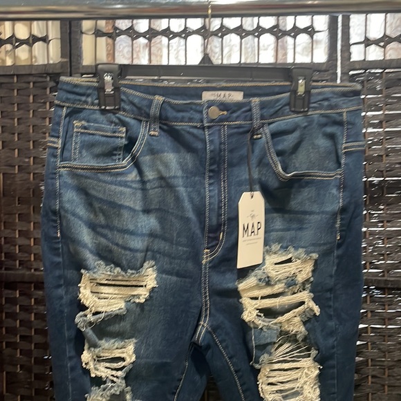 Plus size womens flair jeans stretch and distressed jeans M.A.D. Brand - Picture 4 of 8